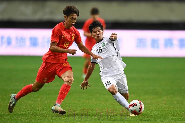 中国U19大胜菲律宾U19迎两连胜 刘若钒、叶尔凡双双“带帽”